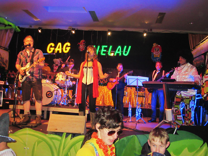 sonntag-saal62_6_20150328_1022025924